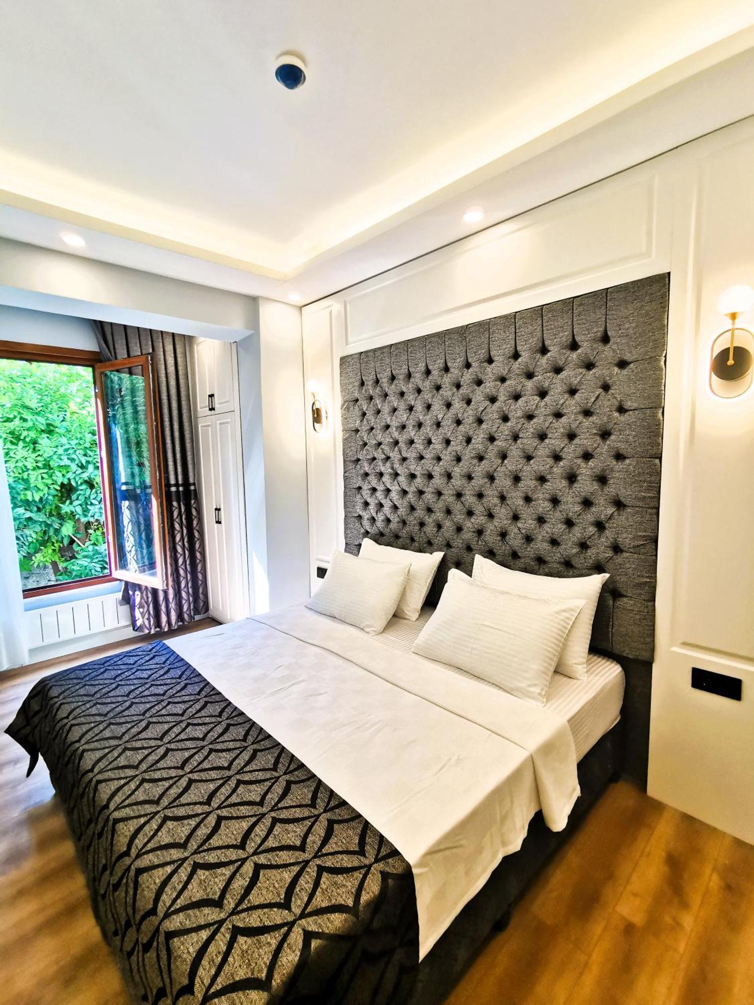 Luxx Garden 3* Istanbul