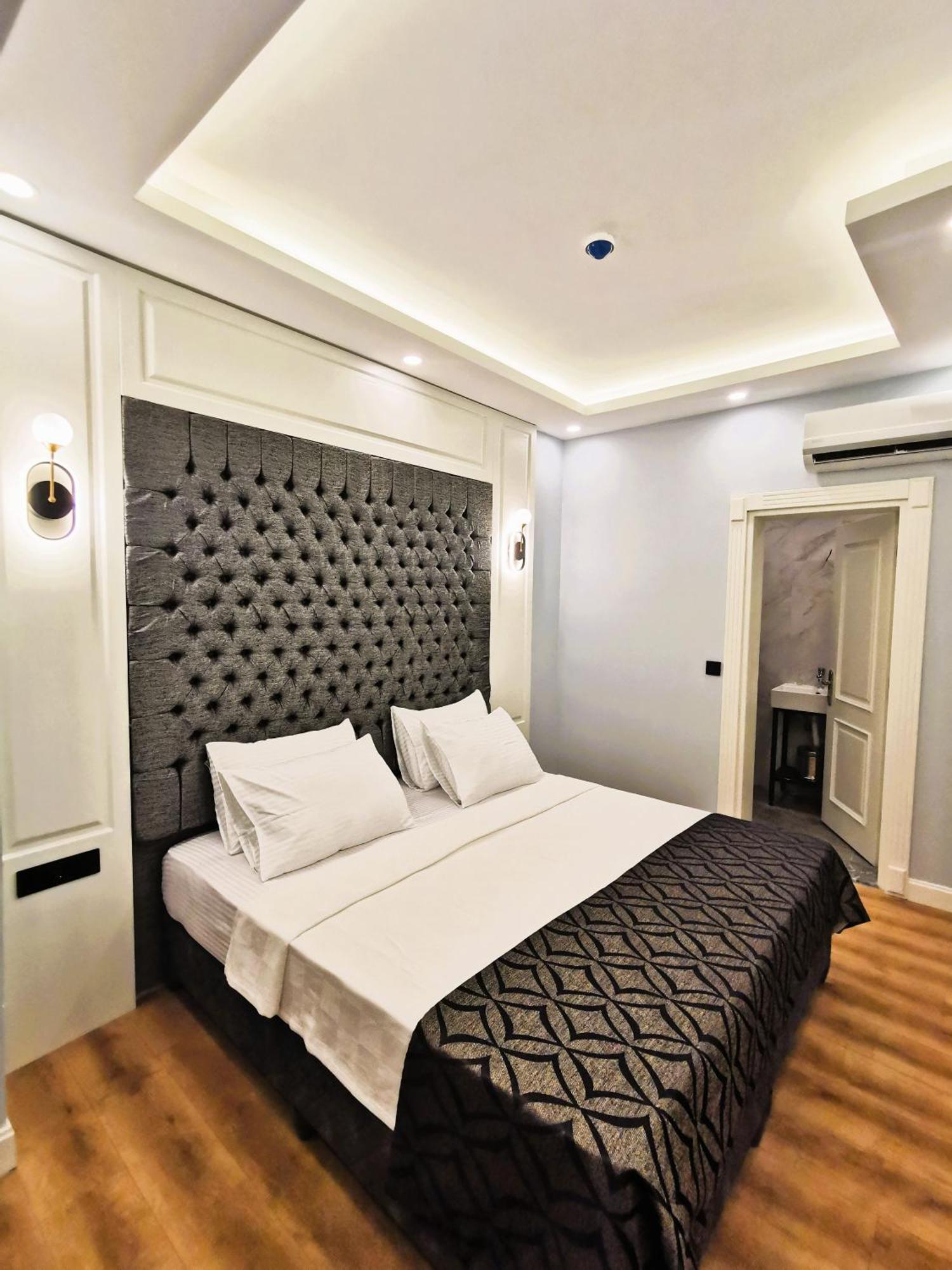 Hotel Luxx Garden 3*