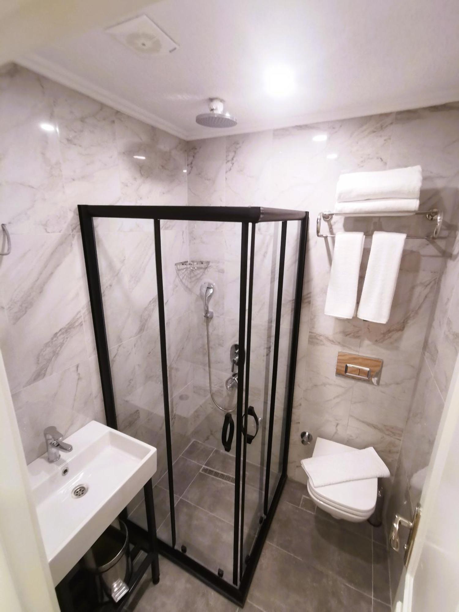 Luxx Garden 3* Istanbul